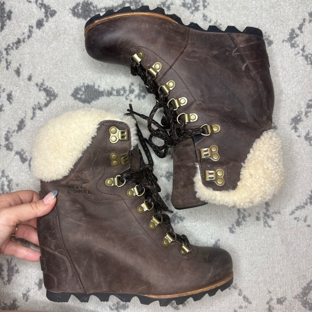 SOREL Conquest Shearling Lined Hidden Wedge Genuine Leather Lace Up Winter Boots - Picture 9 of 14